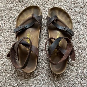 Birkenstock Yara Size EU39/ L8-8.5 regular width sandal